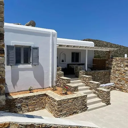 Sorokos Panagia Villa *